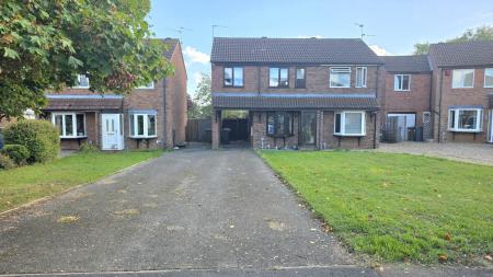 Sandhurst Crescent, Sleaford, NG34