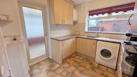 3 bedroom Semi-detached house for sale in St Denys Avenue, Sleaford, NG34
