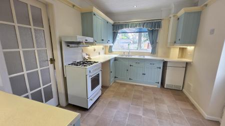 3 bedroom Semi-detached house for sale in St Michaels Walk, Sleaford, NG34
