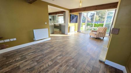 4 bedroom Barn Conversion for sale in Station Road, Timberland, LN4