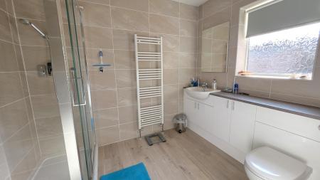 3 bedroom Detached bungalow for sale in The Firs, Ruskington, NG34