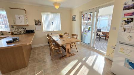 3 bedroom Detached bungalow for sale in The Firs, Ruskington, NG34