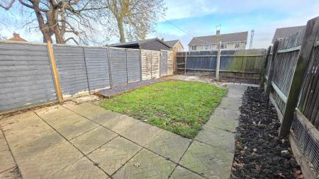 2 bedroom Terraced House for sale in The Paddock, Sleaford, NG34