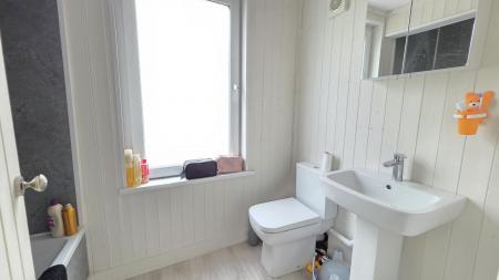 3 bedroom Detached house for sale in West Banks, Sleaford, NG34