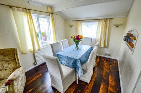 2 bedroom Park home for sale in Westgate Park, Sleaford, NG34