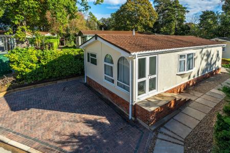 2 bedroom Park home for sale in Westgate Park, Sleaford, NG34