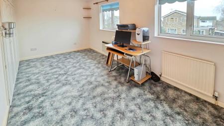3 bedroom Semi-detached house for sale in Parkfield Road, Ruskington, NG34