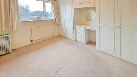 3 bedroom Semi-detached house for sale in Parkfield Road, Ruskington, NG34
