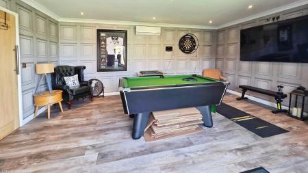 4 bedroom Detached house for sale in Tomlinson Way, Ruskington, NG34