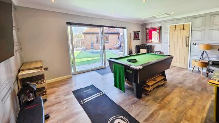 4 bedroom Detached house for sale in Tomlinson Way, Ruskington, NG34