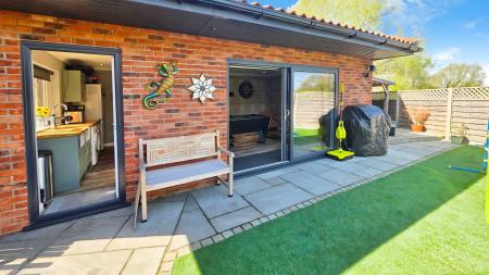 4 bedroom Detached house for sale in Tomlinson Way, Ruskington, NG34