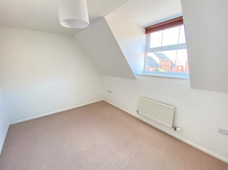2 bedroom Flat to let in Pentland Drive, Greylees, Sleaford, NG34
