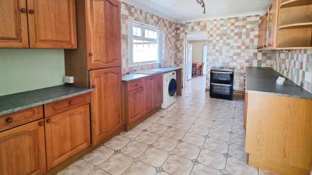 2 bedroom Detached bungalow for sale in Springfield Road, Ruskington, NG34