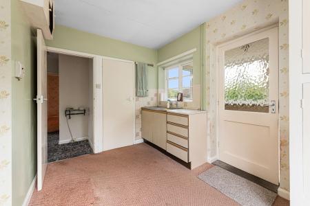 3 bedroom Detached bungalow for sale in 76 Horncastle Road, Roughton Moor, Woodhall Spa, LN10