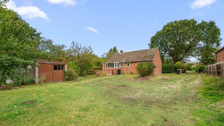 3 bedroom Detached bungalow for sale in 76 Horncastle Road, Roughton Moor, Woodhall Spa, LN10