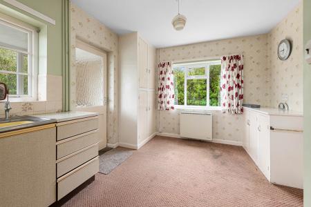 3 bedroom Detached bungalow for sale in 76 Horncastle Road, Roughton Moor, Woodhall Spa, LN10