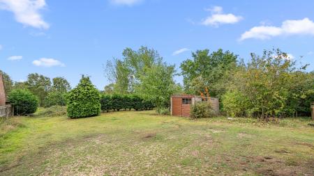 3 bedroom Detached bungalow for sale in 76 Horncastle Road, Roughton Moor, Woodhall Spa, LN10
