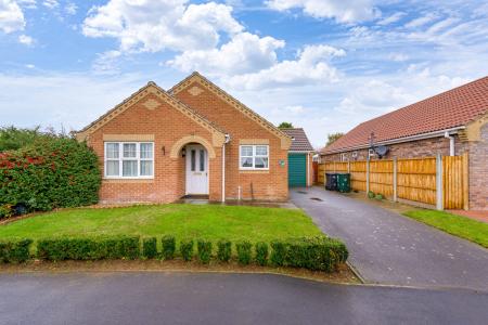 3 bedroom Detached bungalow for sale in Ashby Meadows, Spilsby, PE23