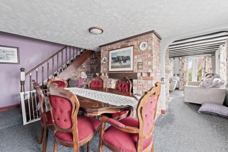 5 bedroom Detached house for sale in Fen Road, Stickford, PE22