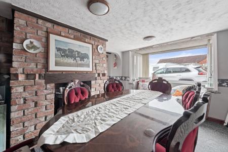 5 bedroom Detached house for sale in Fen Road, Stickford, PE22