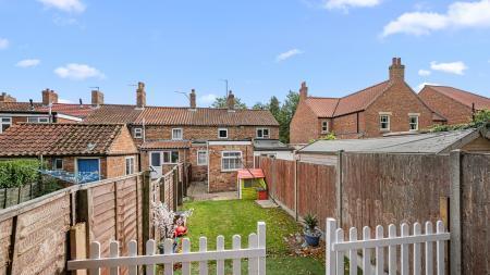 2 bedroom Terraced House for sale in Foundry Street, Horncastle, LN9