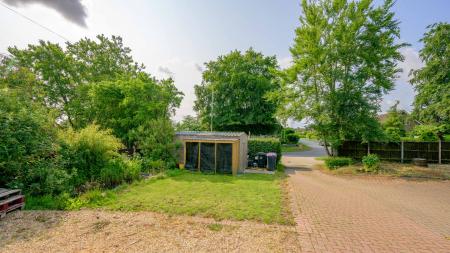 4 bedroom Semi-detached house for sale in Langton Hill, Horncastle, LN9