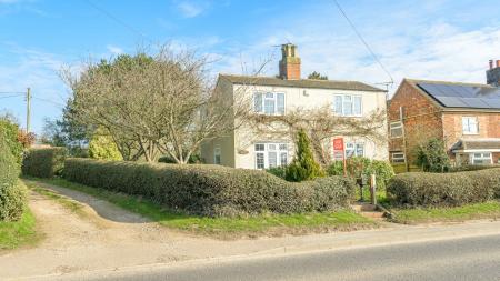 3 bedroom Detached house for sale in Main Road, East Keal, PE23