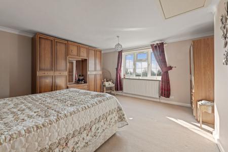 3 bedroom Detached house for sale in Main Road, East Keal, PE23