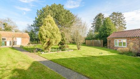 3 bedroom Detached house for sale in Main Road, East Keal, PE23