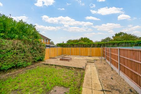 3 bedroom Terraced House for sale in Manor Close, East Kirkby, PE23