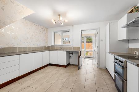 3 bedroom Terraced House for sale in Manor Close, East Kirkby, PE23