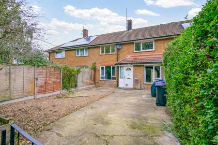 3 bedroom Terraced House for sale in Manor Close, East Kirkby, PE23