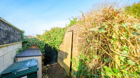 2 bedroom Semi-detached house for sale in Newtown, Spilsby, PE23