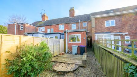 2 bedroom Semi-detached house for sale in Newtown, Spilsby, PE23