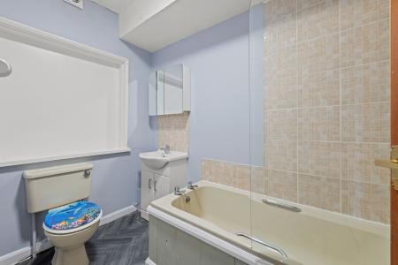 2 bedroom Semi-detached house for sale in Newtown, Spilsby, PE23