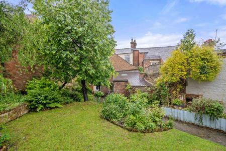 6 bedroom End of terrace house for sale in North Street, Horncastle, LN9