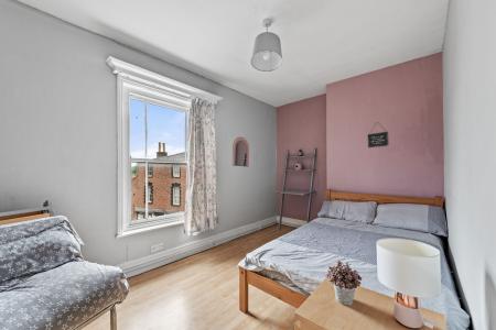 6 bedroom End of terrace house for sale in North Street, Horncastle, LN9