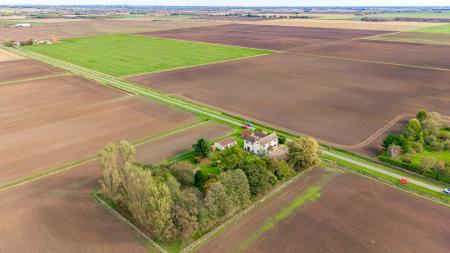 5 bedroom Detached house for sale in Poppy Pole Lane, Stickford, PE22