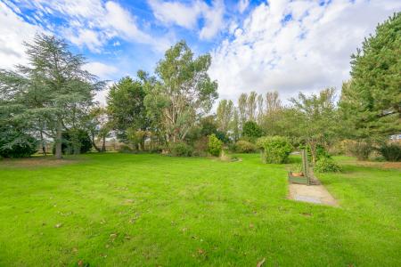 5 bedroom Detached house for sale in Poppy Pole Lane, Stickford, PE22