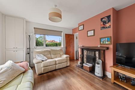 2 bedroom End of terrace house for sale in Post Office Row, Legbourne, Louth, LN11