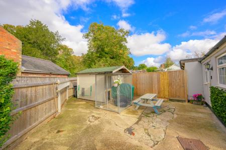 2 bedroom End of terrace house for sale in Post Office Row, Legbourne, Louth, LN11