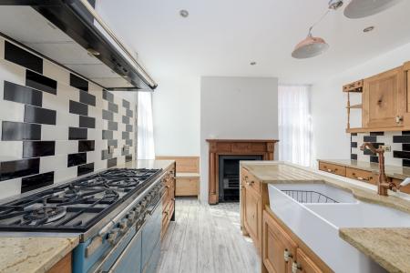 4 bedroom Semi-detached house for sale in Queen Street, Spilsby, PE23