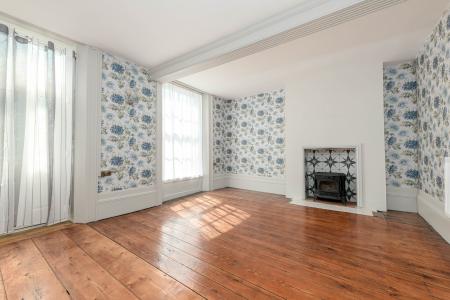 4 bedroom Semi-detached house for sale in Queen Street, Spilsby, PE23