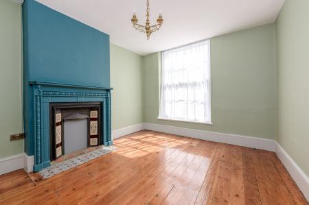 4 bedroom Semi-detached house for sale in Queen Street, Spilsby, PE23