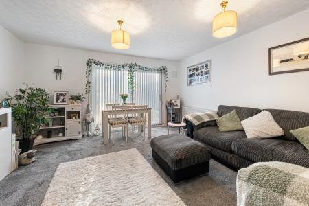 3 bedroom Detached bungalow for sale in Read Way, Lincolnshire, Coningsby, LN4