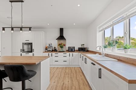 4 bedroom Detached house for sale in School Lane, East Keal, PE23