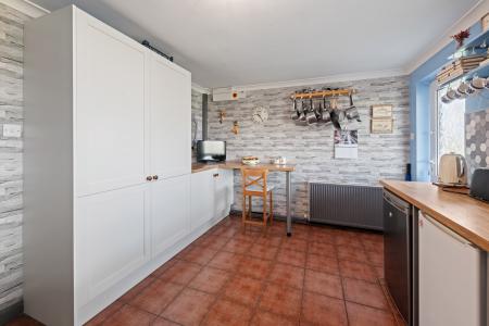 3 bedroom End of terrace house for sale in Spilsby Road, Horncastle, LN9