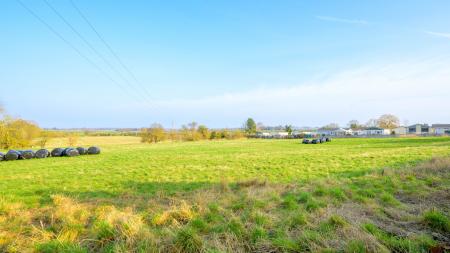 3 bedroom End of terrace house for sale in Spilsby Road, Horncastle, LN9