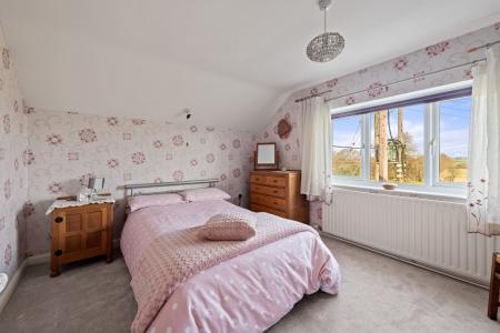 3 bedroom End of terrace house for sale in Spilsby Road, Horncastle, LN9