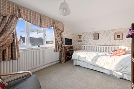 3 bedroom End of terrace house for sale in Spilsby Road, Horncastle, LN9